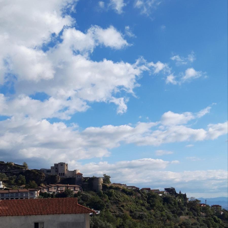 Kruja Hostel Krujë Quarto foto