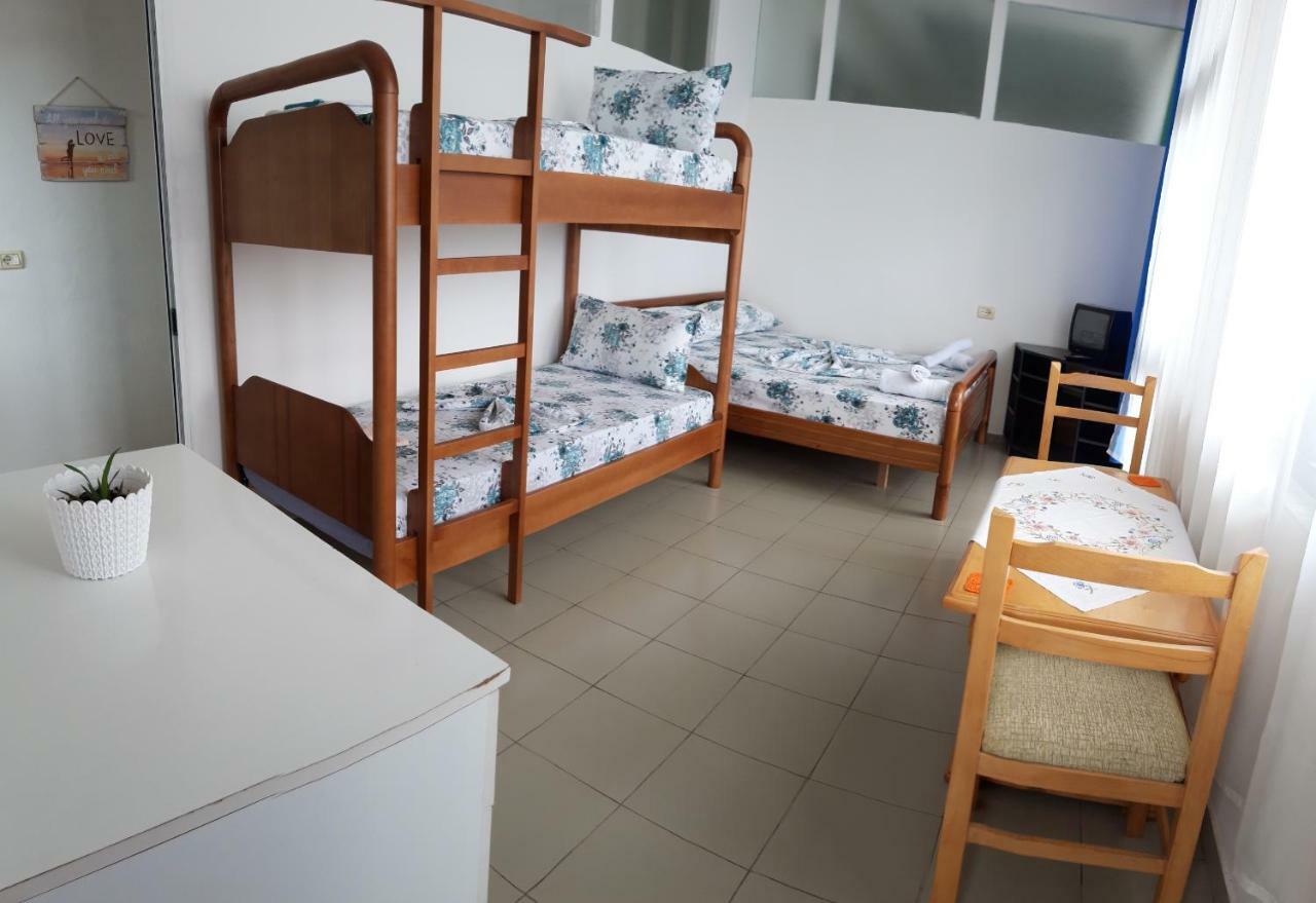 Kruja Hostel Krujë Quarto foto